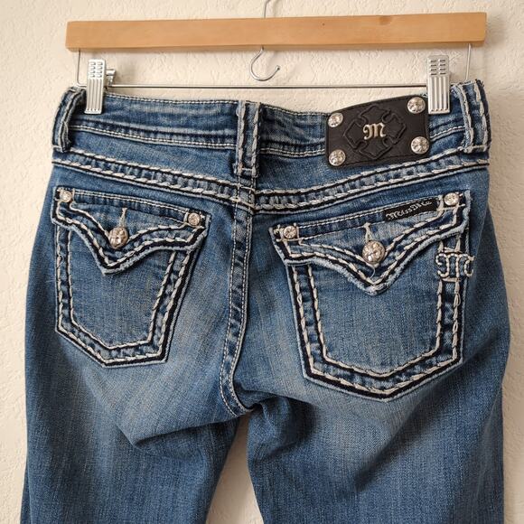 Miss Me Women's Flap Pocket Embellished Jeans 28 Bootcut Pants Western Cowgirl - Picture 2 of 8